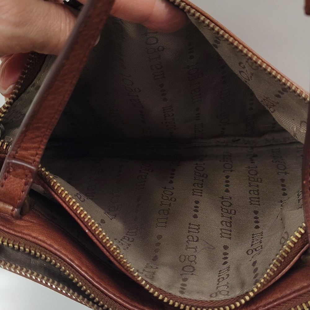 Margot New York Chestnut Brown Crossbody Purse Three Section Zip Top - Picture 11 of 12